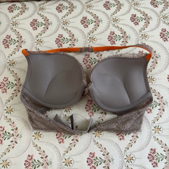 Victoria’s Secret Bombshell Push-Up Bra Lace Halter Women’s 32B Grey / Orange - Picture 3 of 5